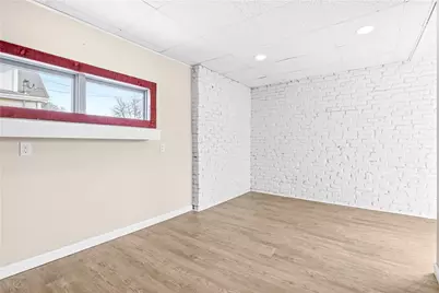 1692 Warwick Avenue, Warwick, RI 02889 - Photo 13