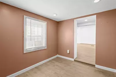 1692 Warwick Avenue, Warwick, RI 02889 - Photo 25