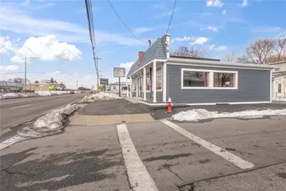 1692 Warwick Avenue, Warwick, RI 02889 - Photo 3