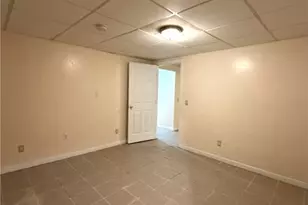 1302 Elmwood Ave, Providence, RI 02910 - Photo 31