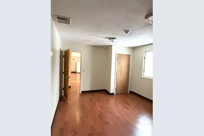 1302 Elmwood Avenue, Providence, RI 02910 - Photo 23