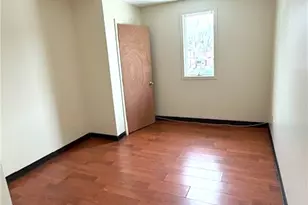 1302 Elmwood Ave, Providence, RI 02910 - Photo 21