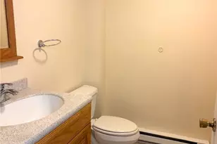 1302 Elmwood Ave, Providence, RI 02910 - Photo 31