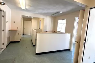 1302 Elmwood Ave, Providence, RI 02910 - Photo 7