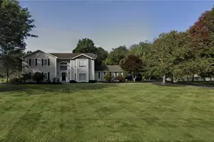 4 Nicole Ln, Johnston, RI 02919 - Photo 5