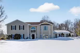 4 Nicole Ln, Johnston, RI 02919 - Photo 1