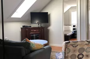 22 Carroll Ave, Newport, RI 02840 - Photo 23