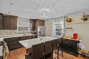 30 Lark Ave, Cranston, RI 02920 - Photo 15