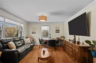 30 Lark Ave, Cranston, RI 02920 - Photo 5