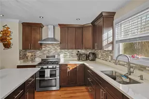 30 Lark Ave, Cranston, RI 02920 - Photo 17