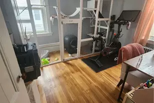 14 Amy St, Providence, RI 02906 - Photo 7