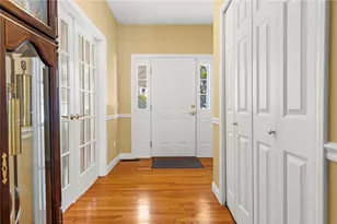 30 Fox Ridge Cir, South Kingstown, RI 02879 - Photo 7