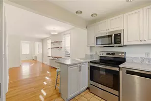 14 Lee Ave, Newport, RI 02840 - Photo 17