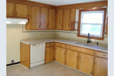 18 Burnside Street #1, Cranston, RI 02910 - Photo 5