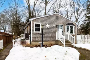 327 Beachwood Dr, Warwick, RI 02818 - Photo 9