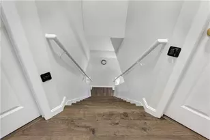 71 Colfax St, Providence, RI 02905 - Photo 15