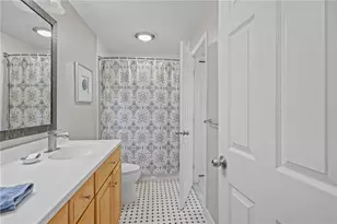 139 Seabreeze Dr, North Kingstown, RI 02852 - Photo 17