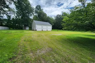 426 S County Trail, Exeter, RI 02822 - Photo 23