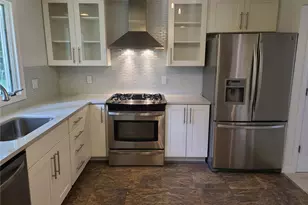 426 S County Trail, Exeter, RI 02822 - Photo 3