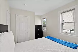 16 Governor St, Providence, RI 02906 - Photo 5