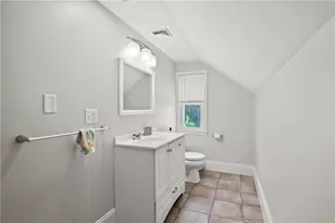 16 Governor St, Providence, RI 02906 - Photo 31