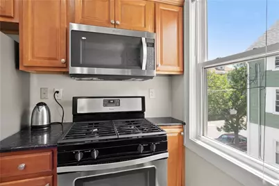 20 Governor Street, Providence, RI 02906 - Photo 17