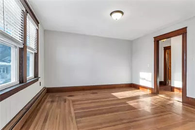 19 Sherwood Avenue, North Providence, RI 02911 - Photo 9