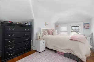 10 Braman St, Newport, RI 02840 - Photo 7