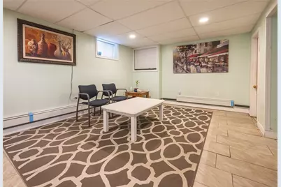 30 Edgemere Avenue, Providence, RI 02909 - Photo 25