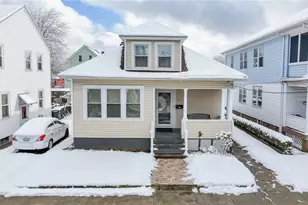 30 Edgemere Ave, Providence, RI 02909 - Photo 1
