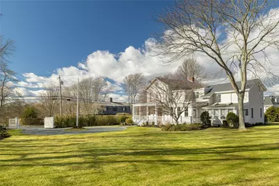 100 Coggeshall Avenue, Newport, RI 02840 - Photo 33