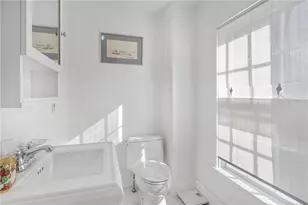 100 Coggeshall Ave, Newport, RI 02840 - Photo 29