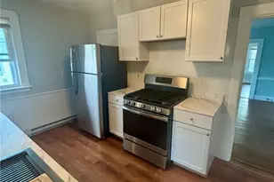 9 Summer St, Westerly, RI 02891 - Photo 7