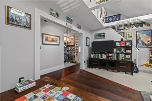 21 Slocum St, Newport, RI 02840 - Photo 13