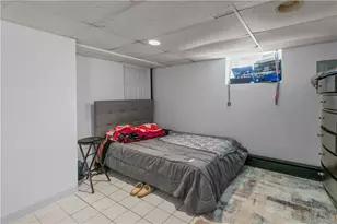 21 Slocum St, Newport, RI 02840 - Photo 45