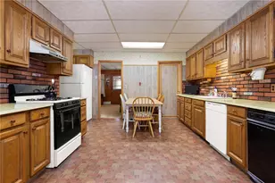 85 Stillwater Rd, Smithfield, RI 02917 - Photo 9