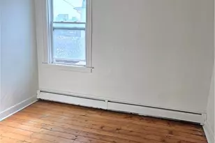 24 Jones St, Providence, RI 02903 - Photo 35