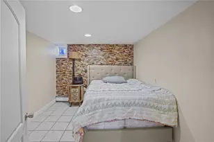 4 Priscilla Ave, Providence, RI 02909 - Photo 23