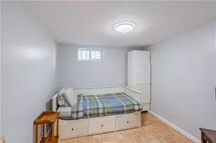 928 Admiral St, Providence, RI 02904 - Photo 33