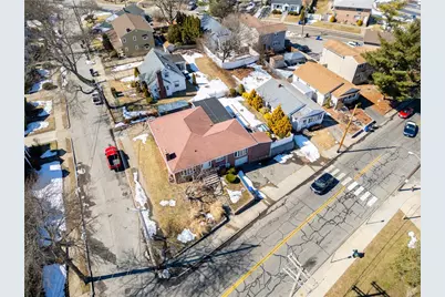 928 Admiral Street, Providence, RI 02904 - Photo 37