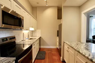 541 Bellevue Avenue #4, Newport, RI 02840 - Photo 11