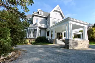 541 Bellevue Ave, Newport, RI 02840 - Photo 29