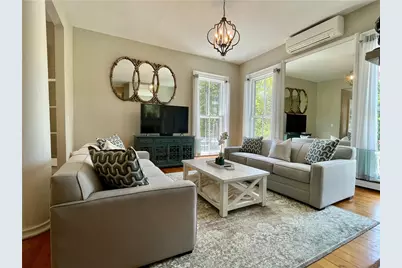 541 Bellevue Avenue #4, Newport, RI 02840 - Photo 3