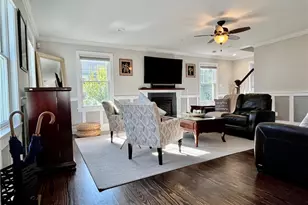 24 Stockholm St, Newport, RI 02840 - Photo 9