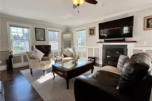 24 Stockholm St, Newport, RI 02840 - Photo 13