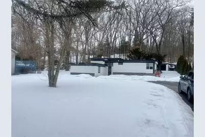 35 Fenwood Avenue, Smithfield, RI 02917 - Photo 3