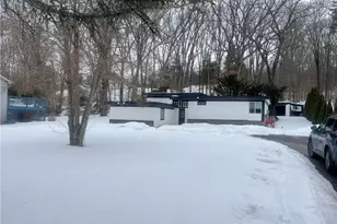 35 Fenwood Ave, Smithfield, RI 02917 - Photo 3