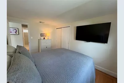 83 Eustis Avenue, Newport, RI 02840 - Photo 7