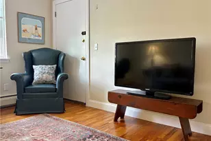 70 Carroll Ave, Newport, RI 02840 - Photo 9