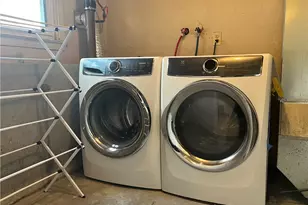 35 Namquid Dr, Middletown, RI 02842 - Photo 15